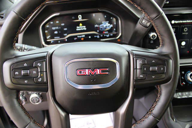 Used 2025 GMC Sierra 3500 AT4 image 12