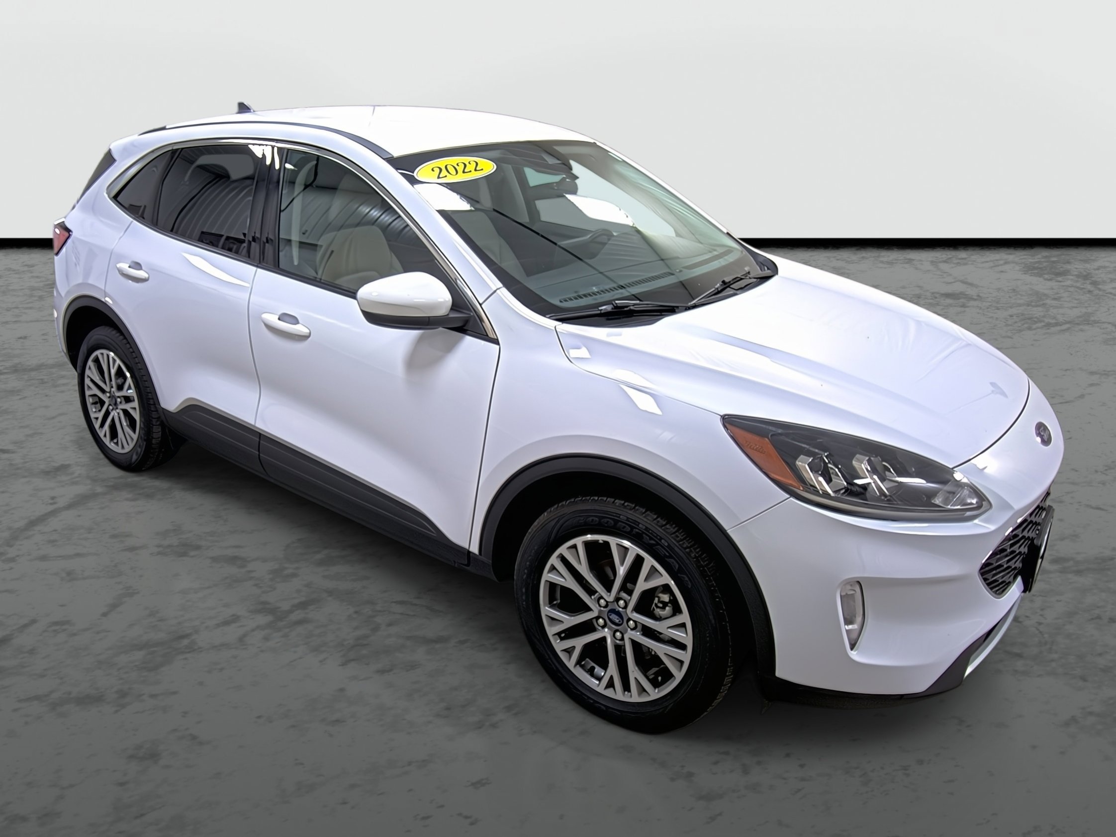 Used 2022 Ford Escape SEL image 5