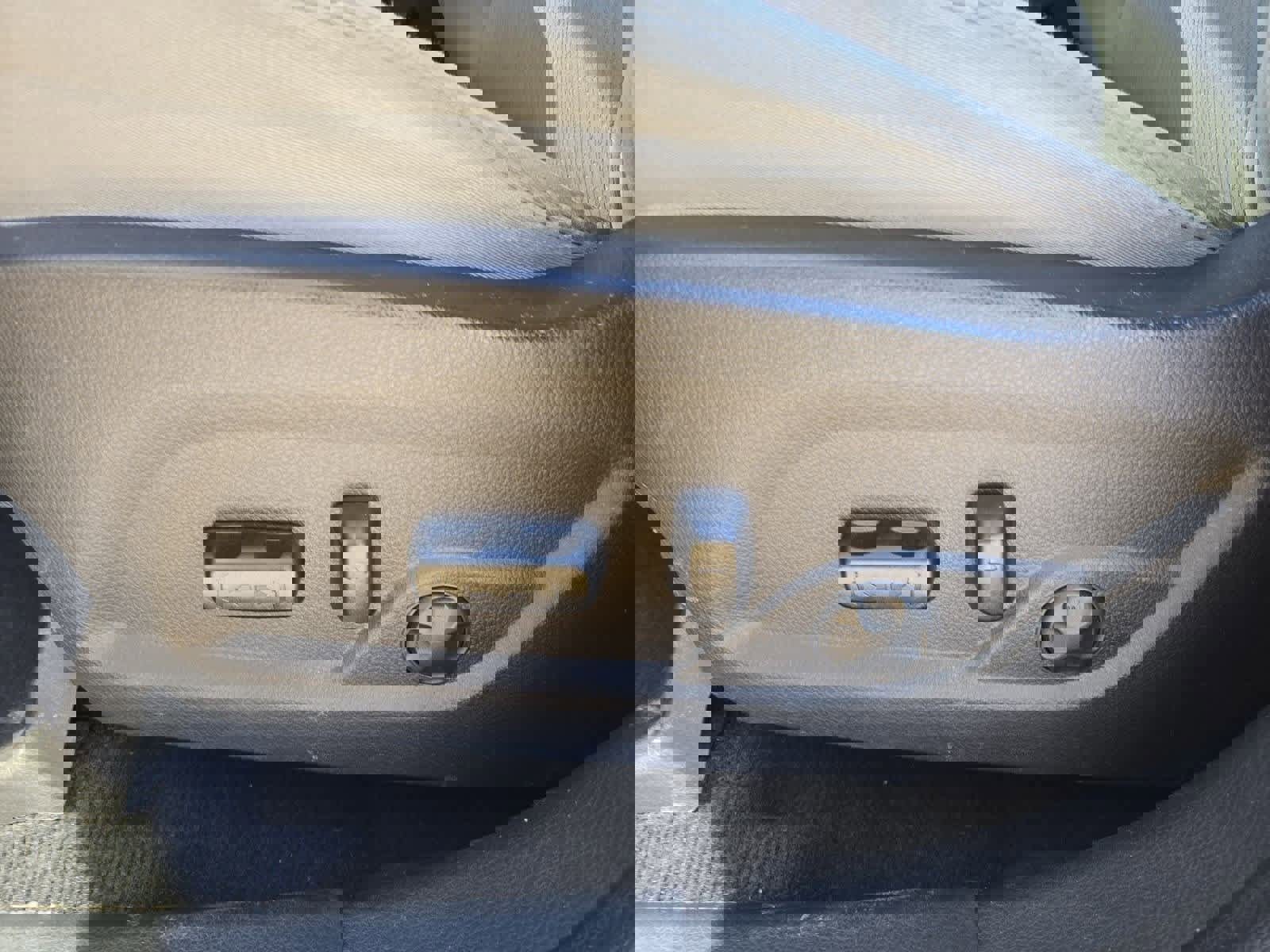 Used 2017 Hyundai Santa Fe Sport image 16