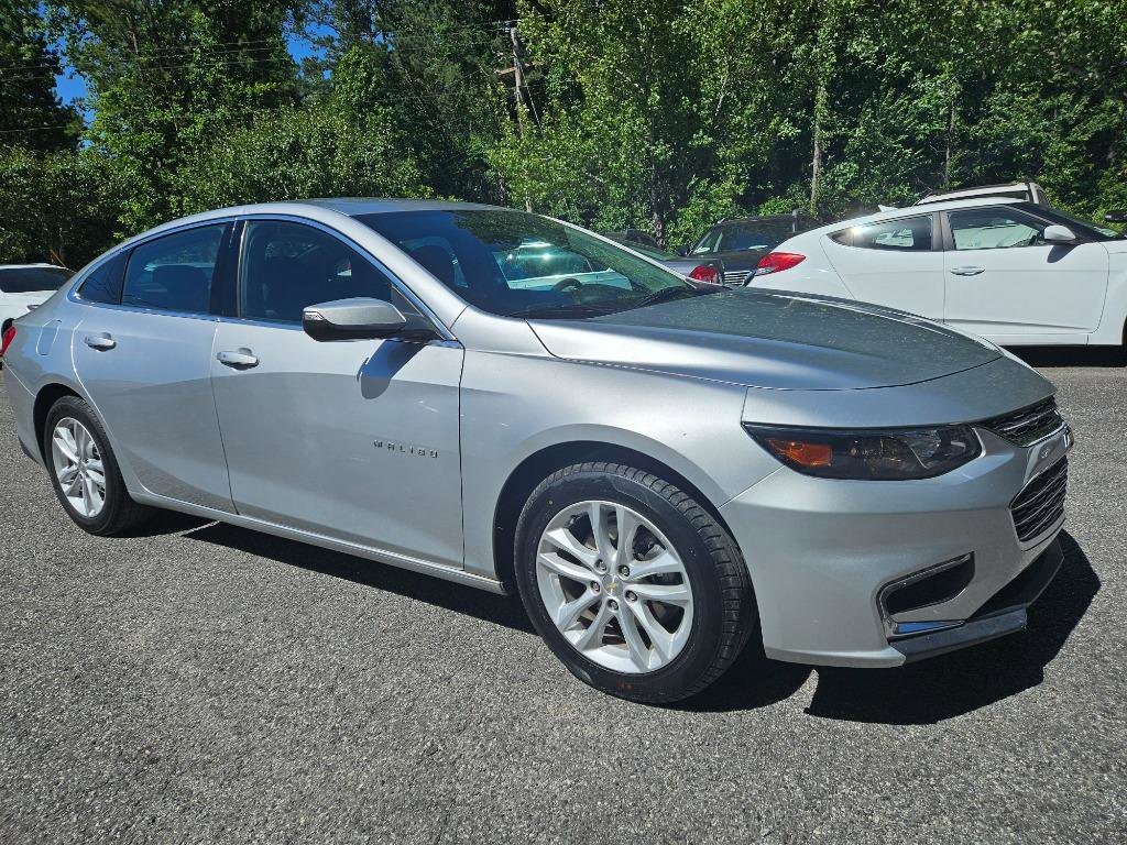 Used 2018 Chevrolet Malibu LT image 10