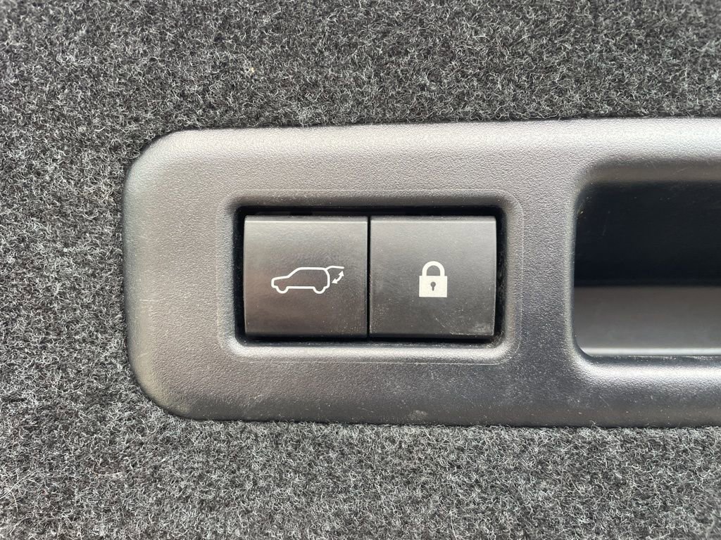 Used 2021 Lexus RX 350L Premium w/ Premium Package image 7