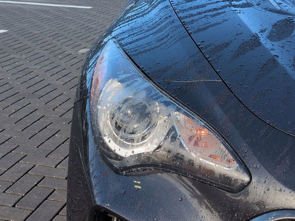 Used 2020 Kia Stinger GT-Line image 11