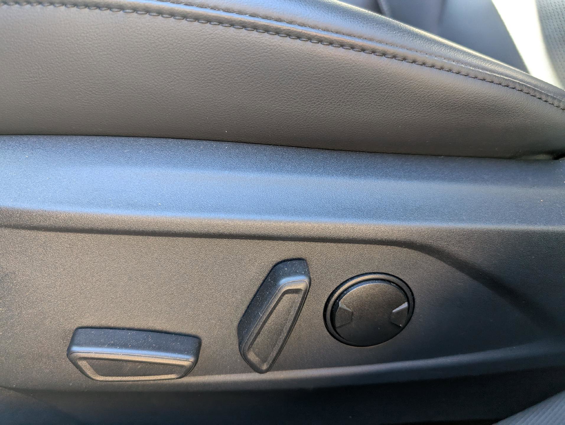 Used 2021 Ford Mustang Mach-E Premium image 11