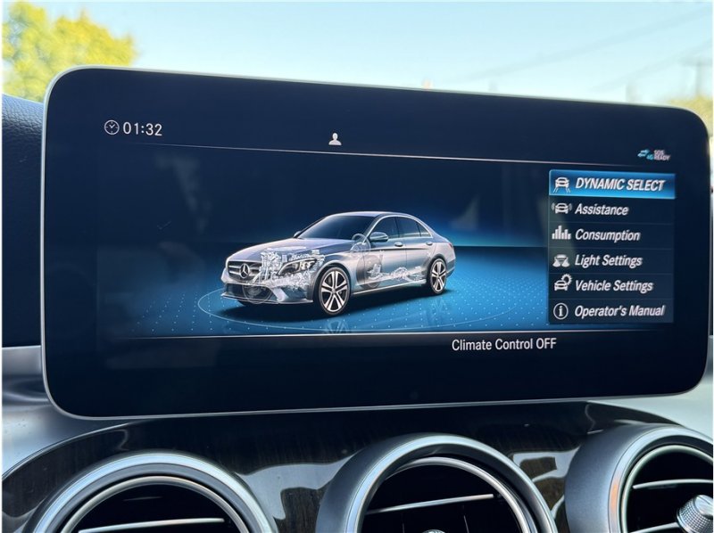 Used 2020 Mercedes-Benz C 300 Sedan image 44