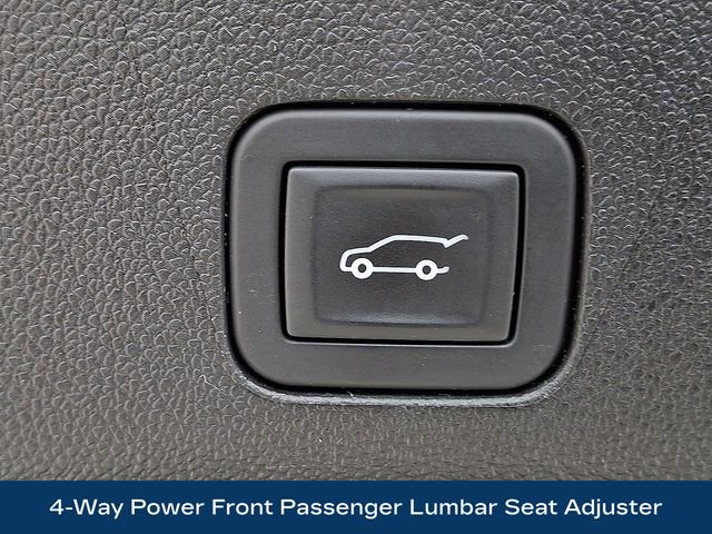 Used 2025 Chevrolet Suburban Premier AWD/4WD image 32