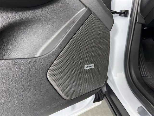 Certified 2025 Cadillac XT6 Luxury image 25