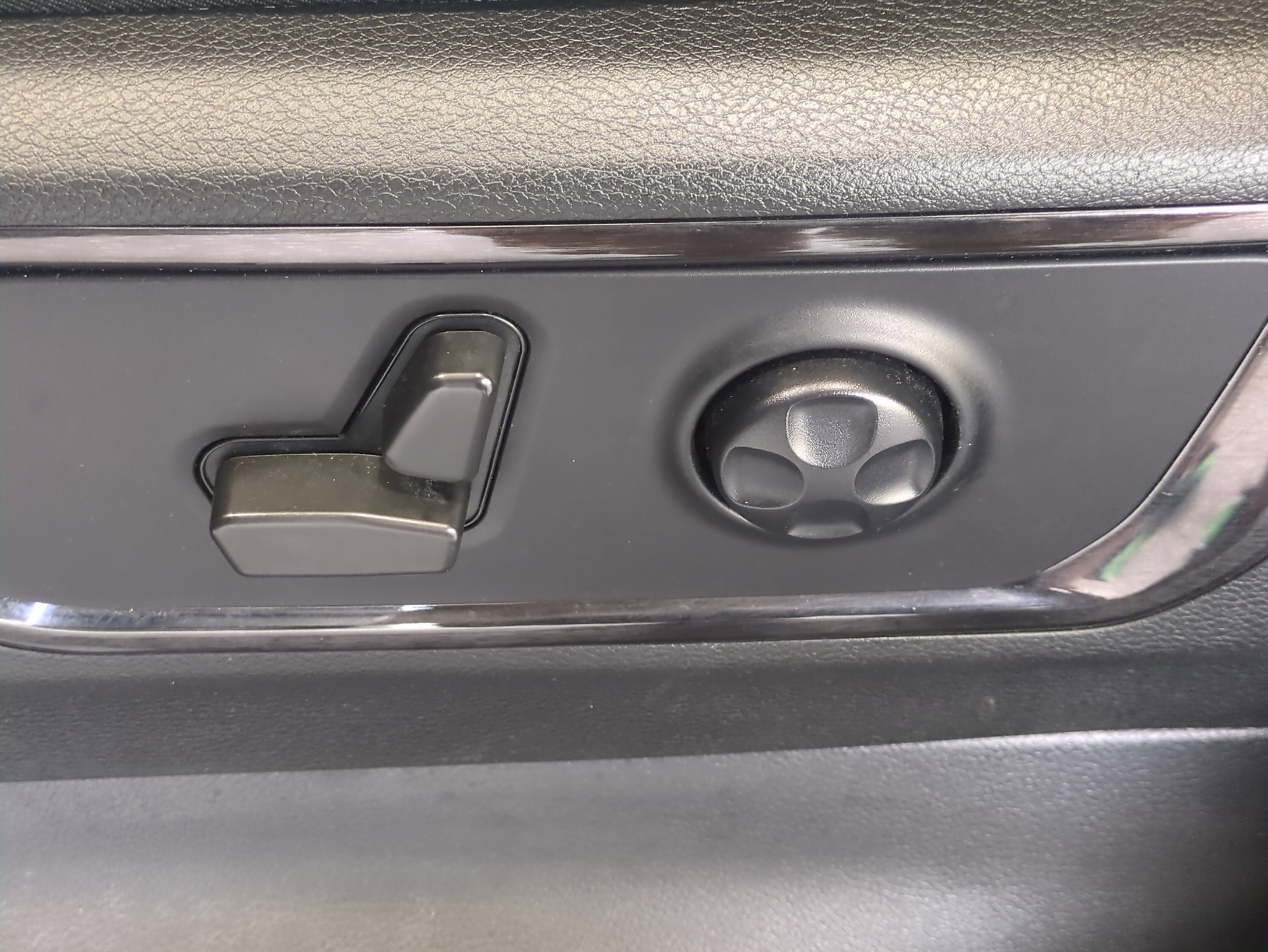 Used 2022 RAM 1500 Limited image 20