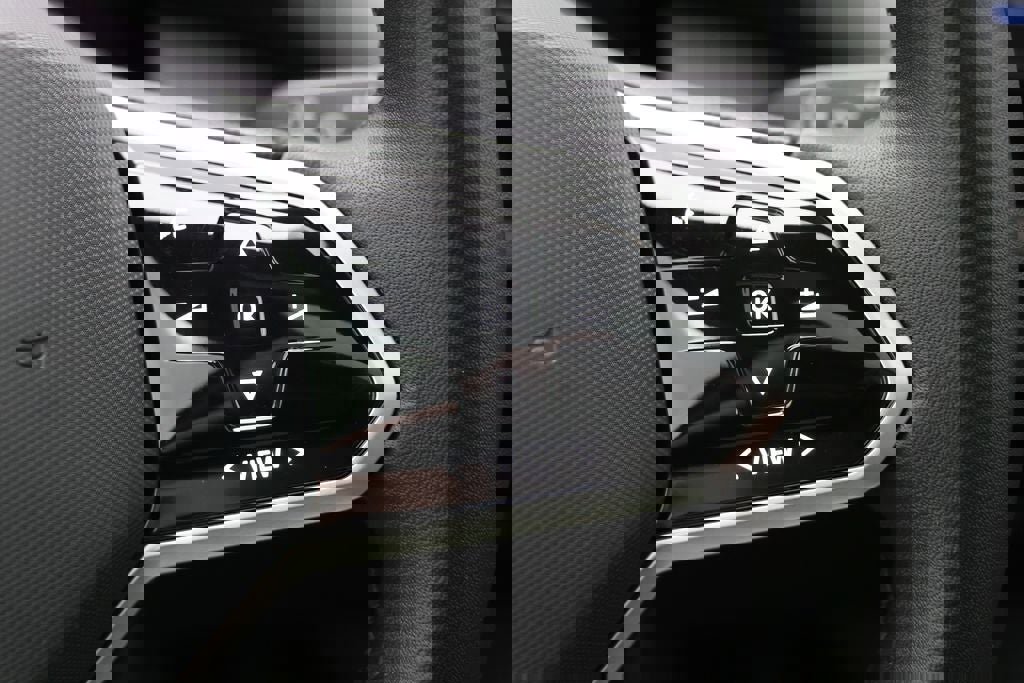 Used 2023 Volkswagen ID.4 Pro S AWD/4WD image 20