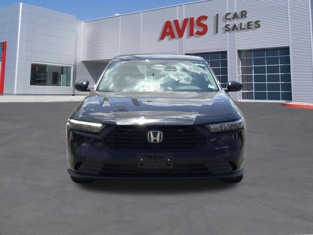 Used 2025 Honda Accord SE image 2