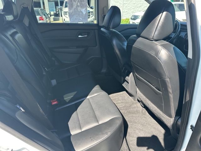 Used 2023 Nissan Rogue SV w/ SV Premium B Package AWD/4WD image 22