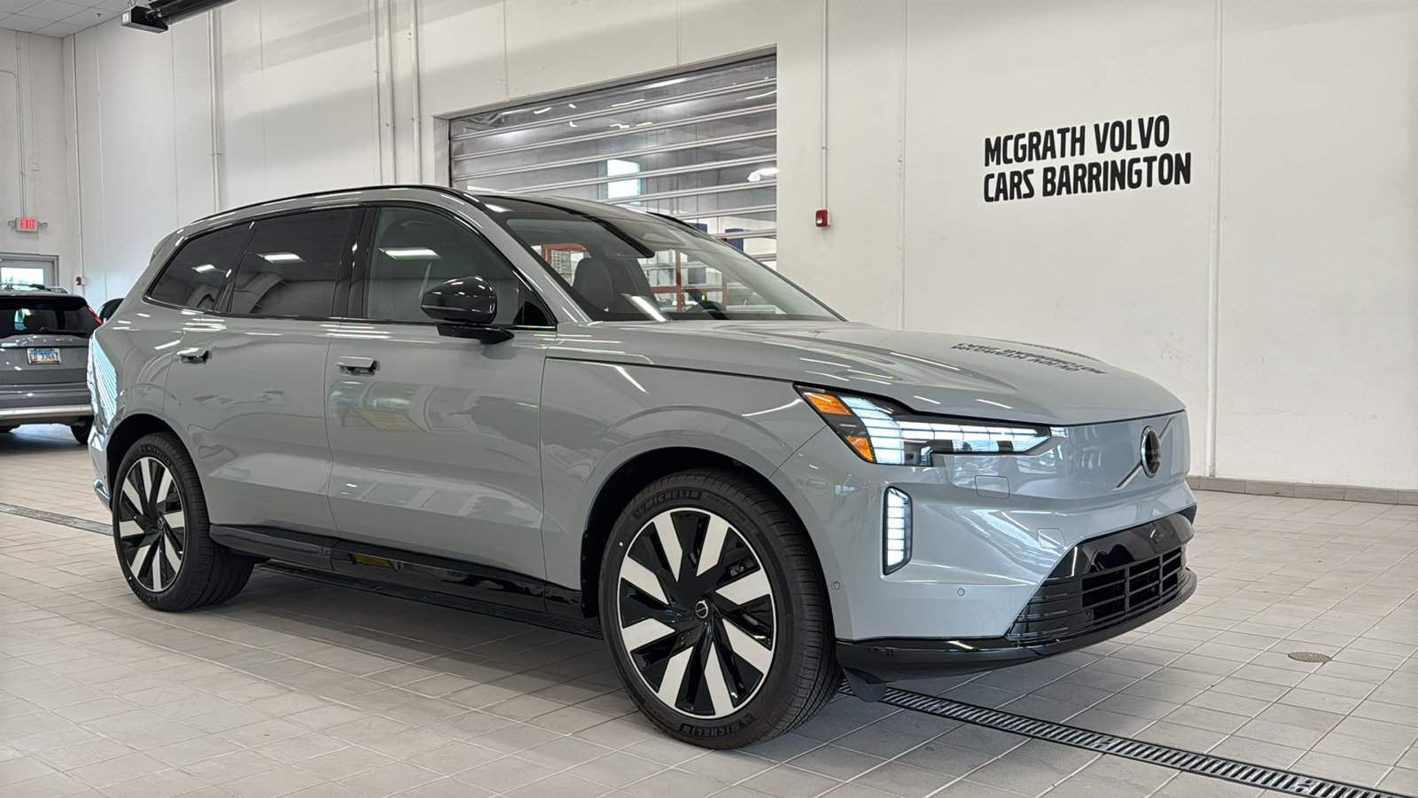 New 2026 Volvo EX90 Ultra AWD/4WD image 3