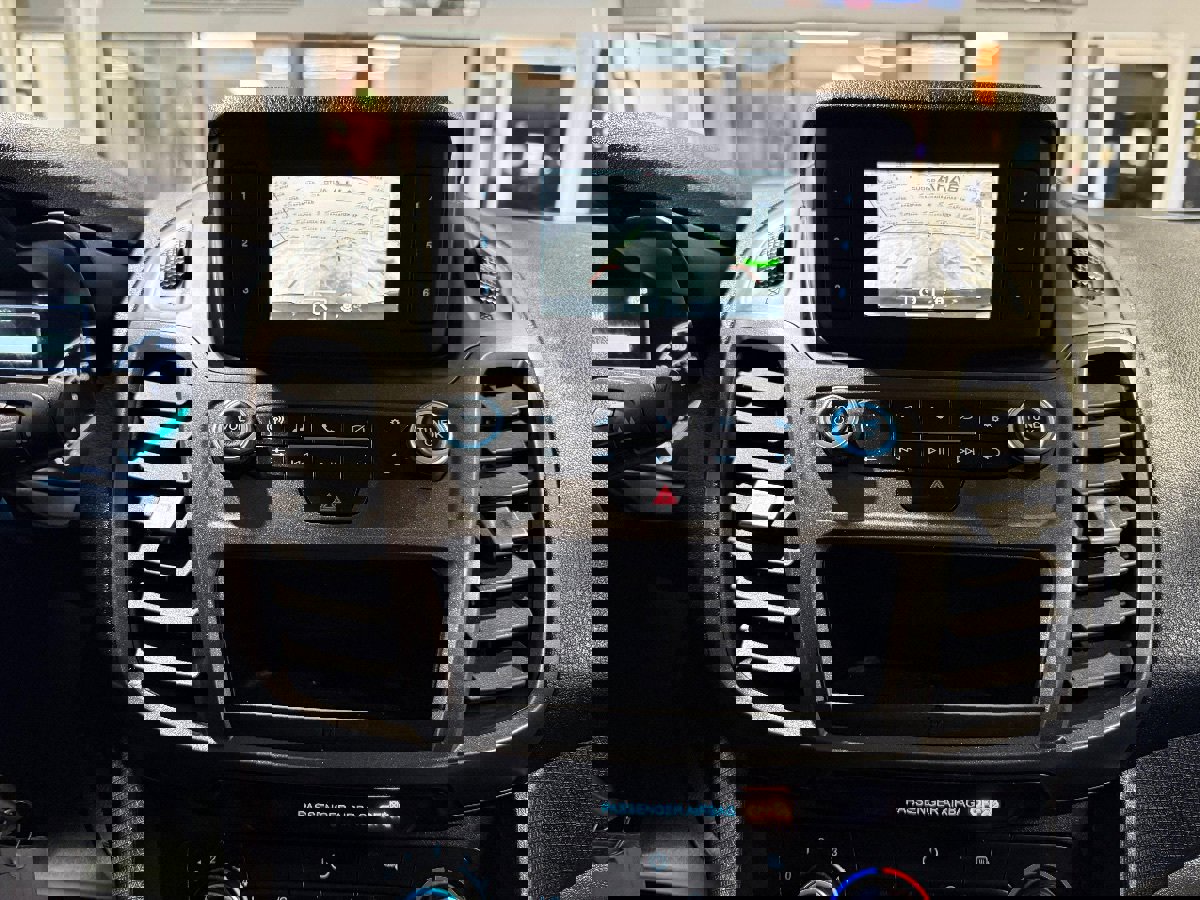 Used 2020 Ford Transit Connect XL image 12