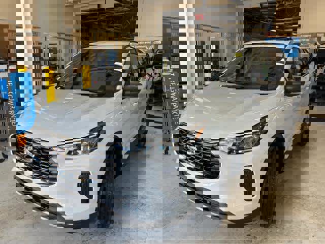 New 2025 Ford Escape ST-Line w/ Cold Weather Package image 2