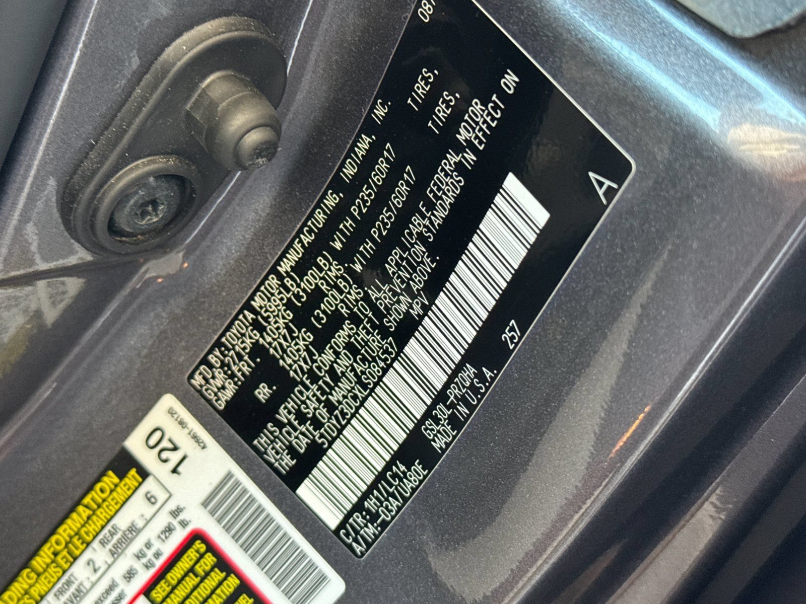 Used 2020 Toyota Sienna XLE w/ XLE Navigation Package FWD image 28