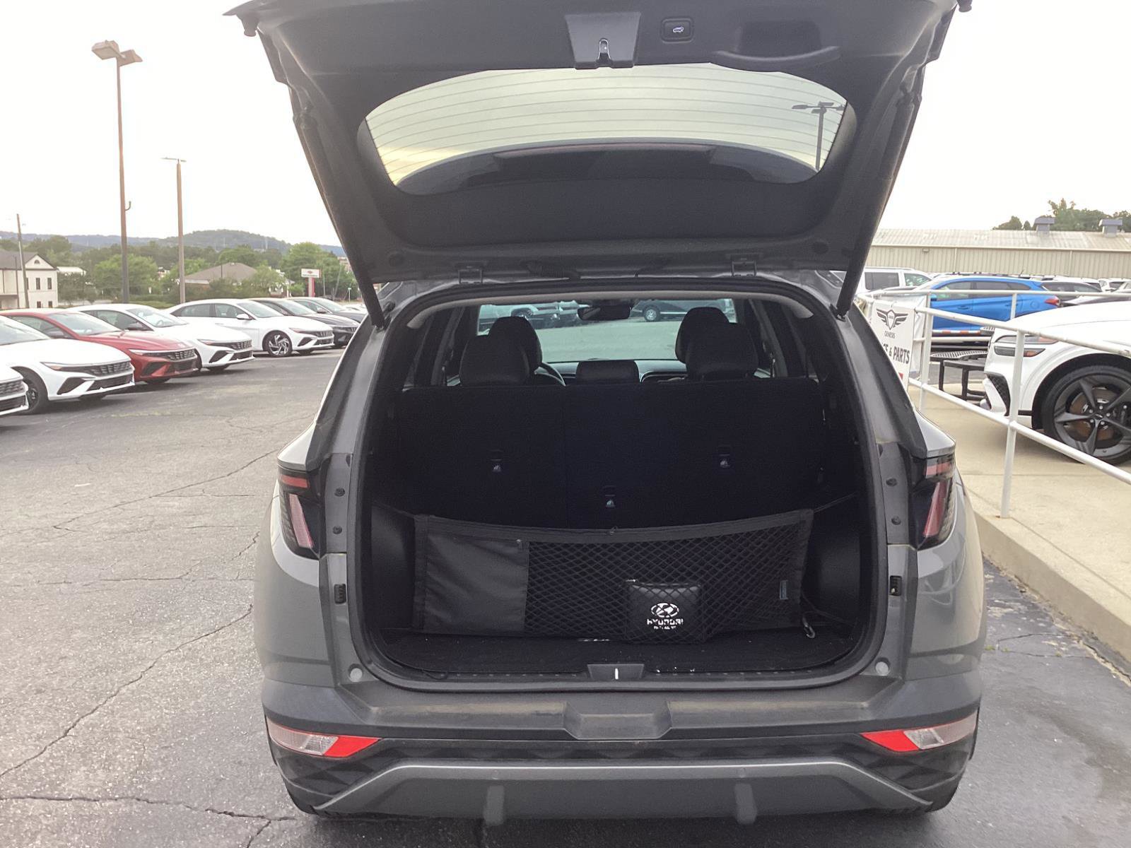 Used 2024 Hyundai Tucson Limited FWD image 19