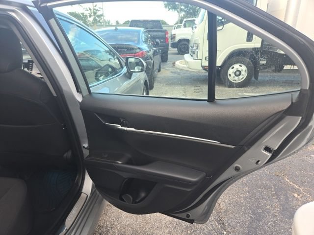 Used 2023 Toyota Camry LE FWD image 9
