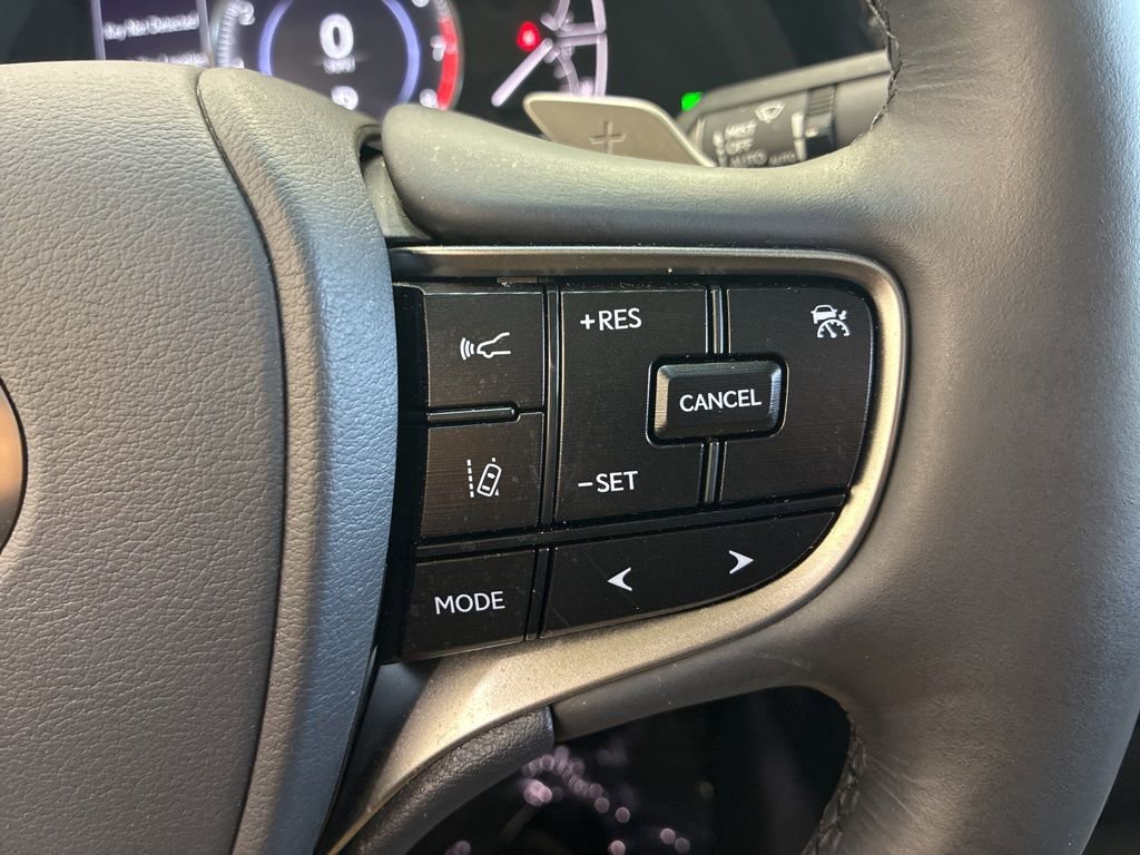 Certified 2024 Lexus ES 350 w/ Premium Package image 23