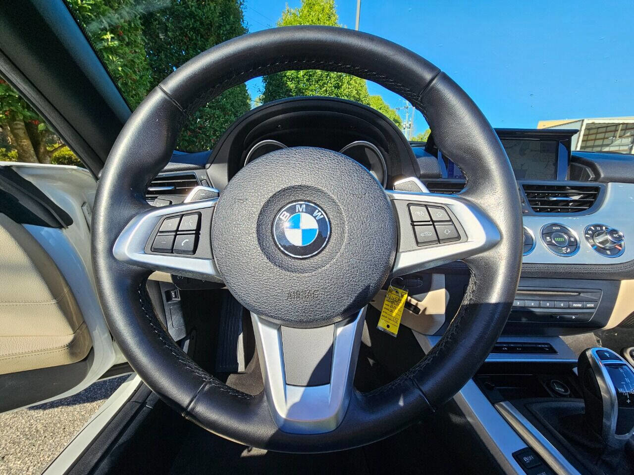 Used 2014 BMW Z4 sDrive28i image 25