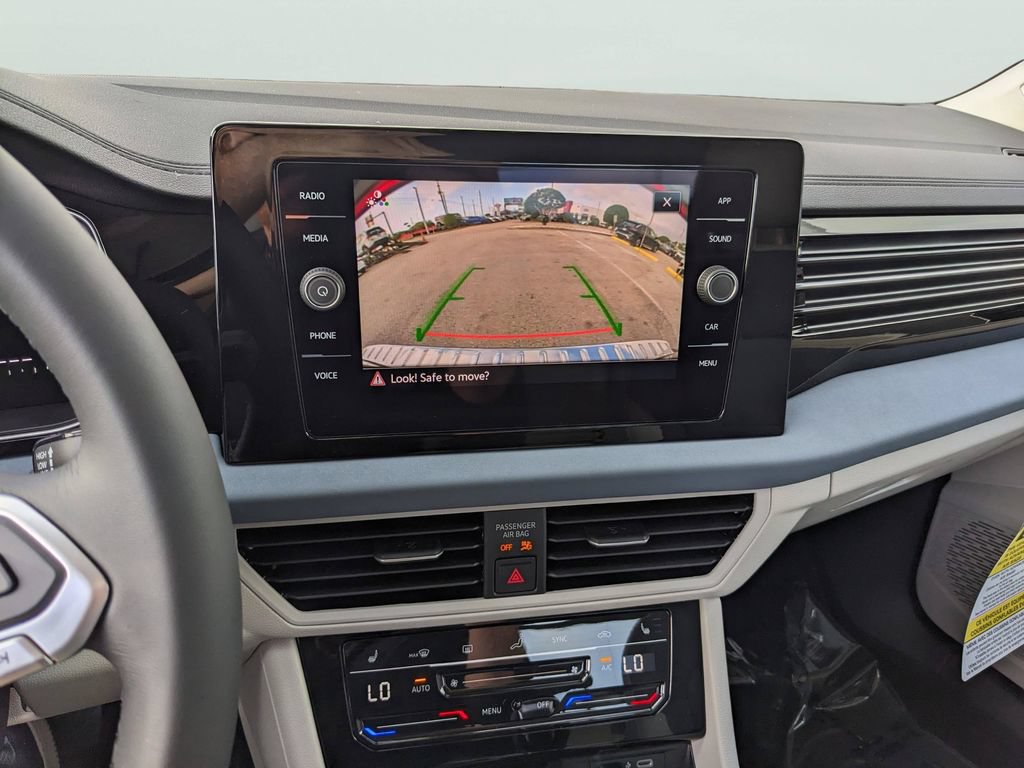 New 2026 Volkswagen Jetta SE FWD image 17