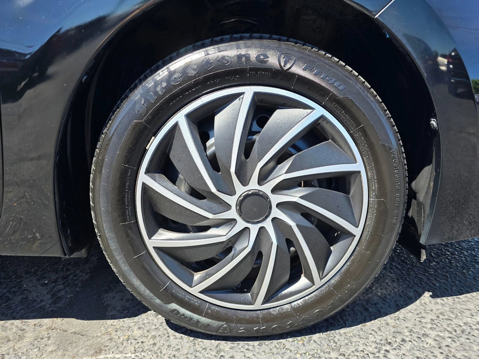 Used 2019 Toyota Corolla LE FWD image 9