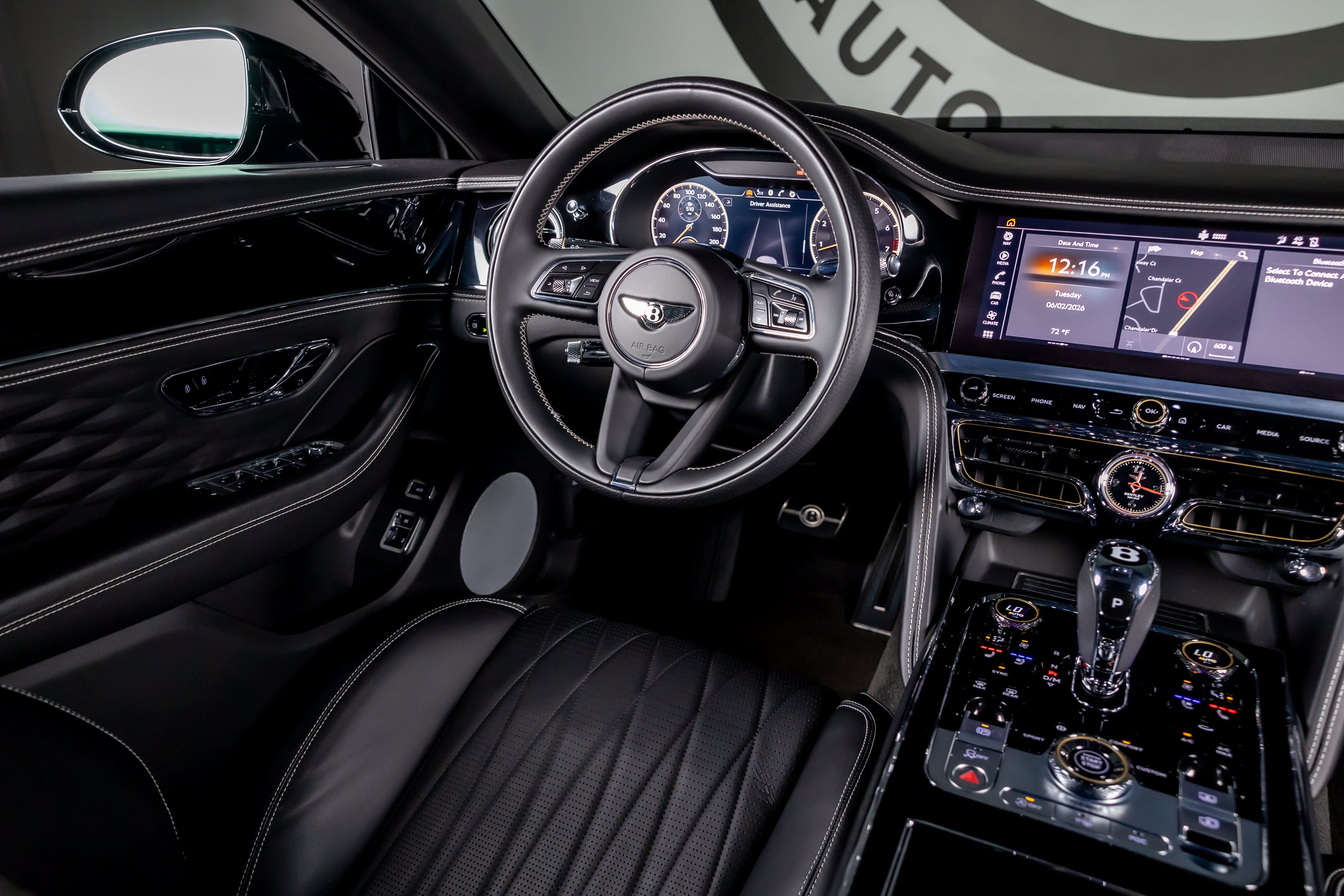 Used 2022 Bentley Flying Spur V8 AWD/4WD image 7