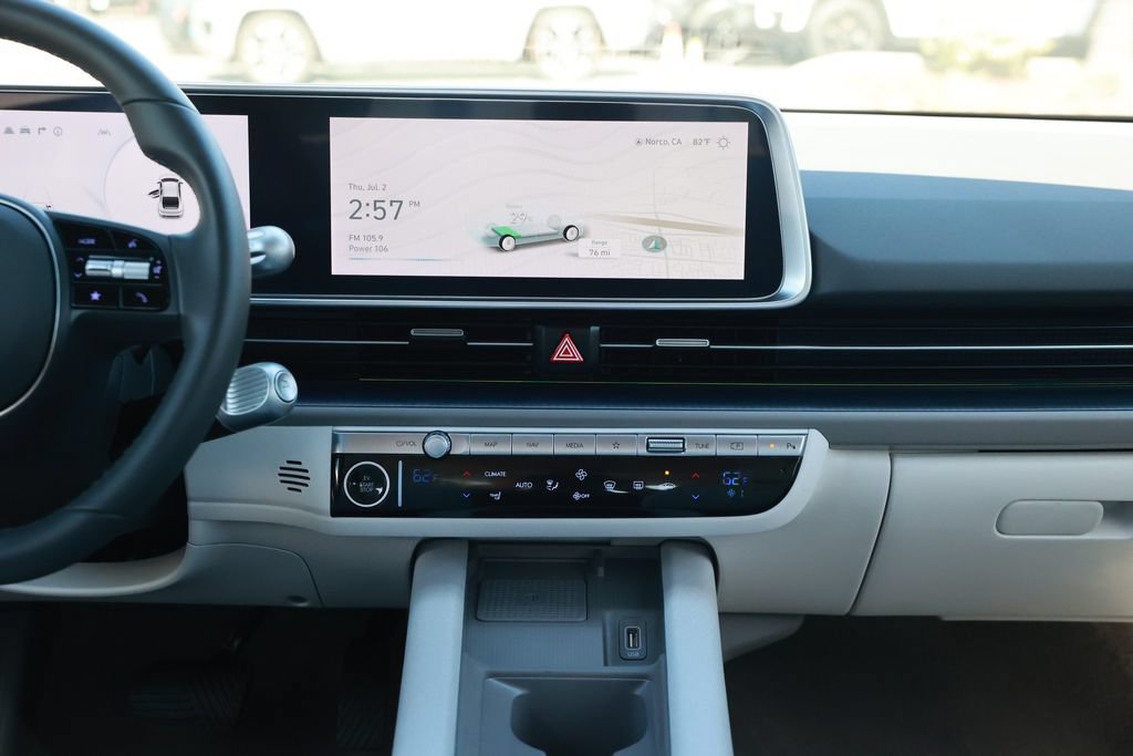 Used 2025 Hyundai Ioniq 6 SEL AWD/4WD image 28