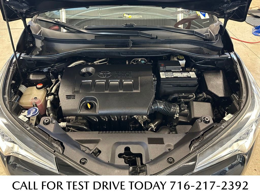 Used 2018 Toyota C-HR XLE FWD image 21