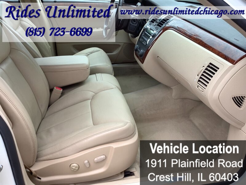 Used 2007 Cadillac DTS Luxury I w/ Trunk Convenience Package FWD image 28