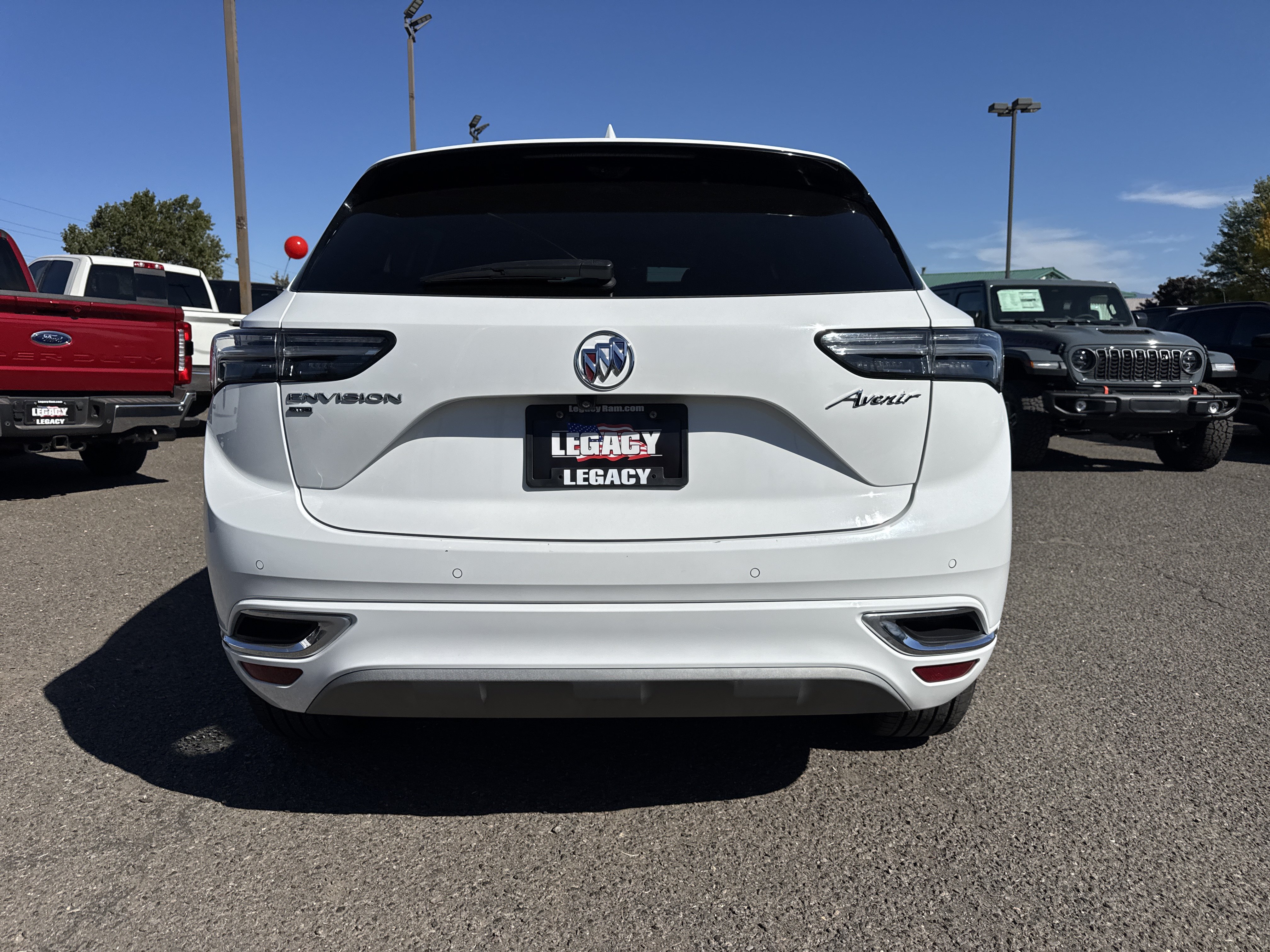 Used 2021 Buick Envision Avenir w/ Technology Package II AWD/4WD image 4