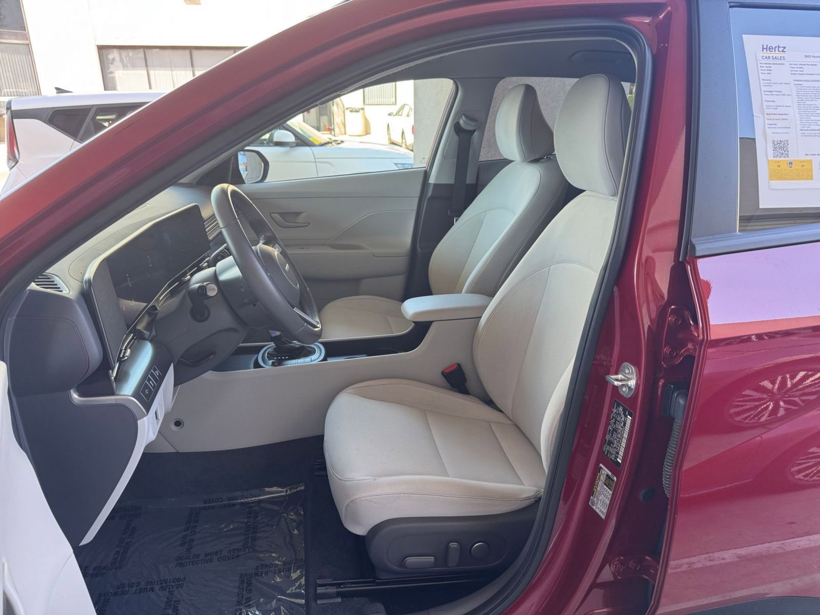 Used 2025 Hyundai Kona SEL image 28