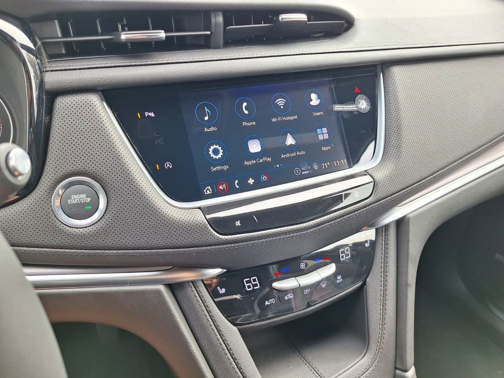 New 2026 Cadillac XT5 Luxury w/ LPO, Floor Liner Package image 15