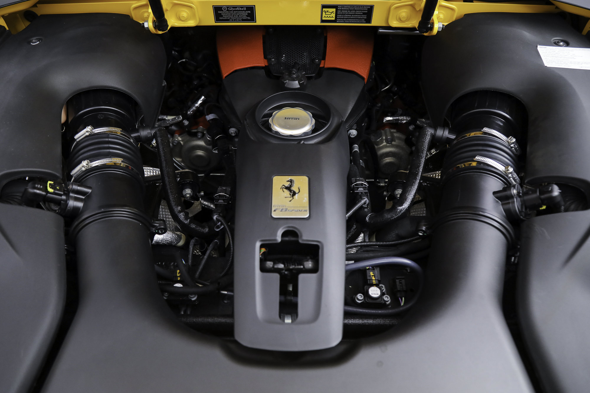 Certified 2022 Ferrari F8 Tributo RWD image 45