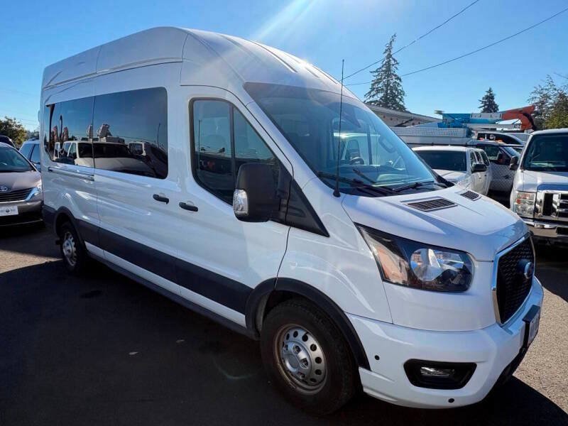 Used 2025 Ford Transit 350 XLT AWD/4WD image 4