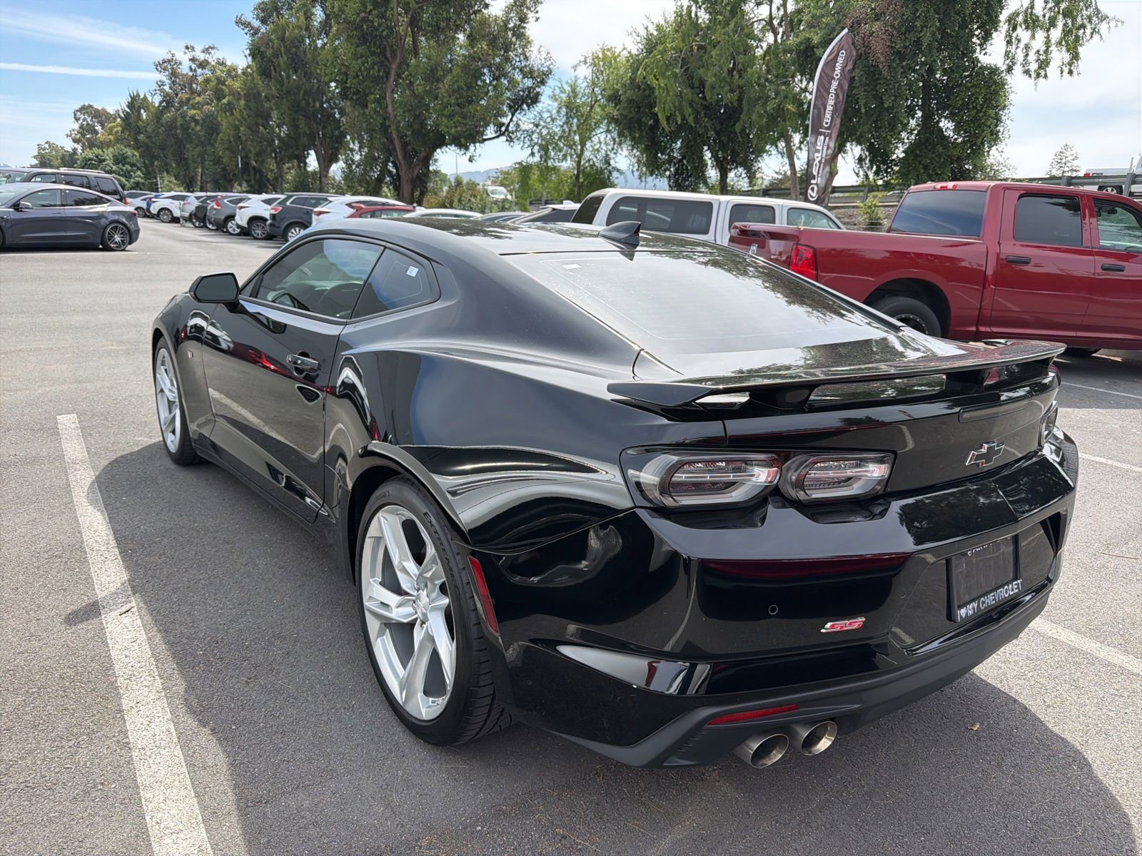 Used 2019 Chevrolet Camaro SS RWD image 4