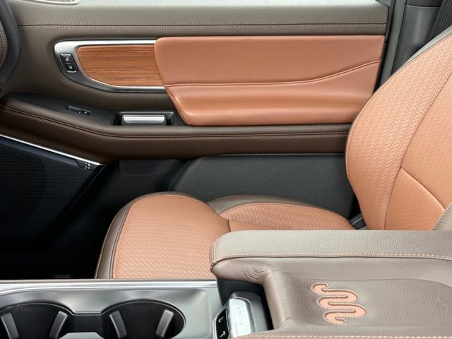 Used 2025 Ford Expedition Max King Ranch AWD/4WD image 11