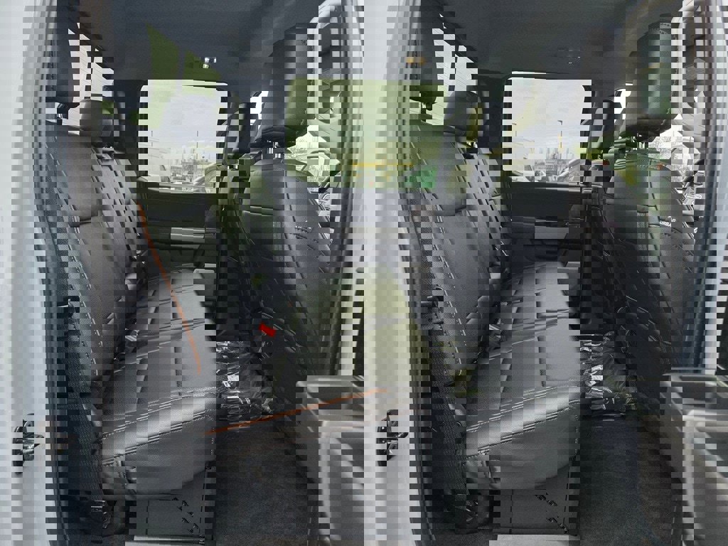 New 2026 Ford F350 Lariat w/ Chrome Package image 23