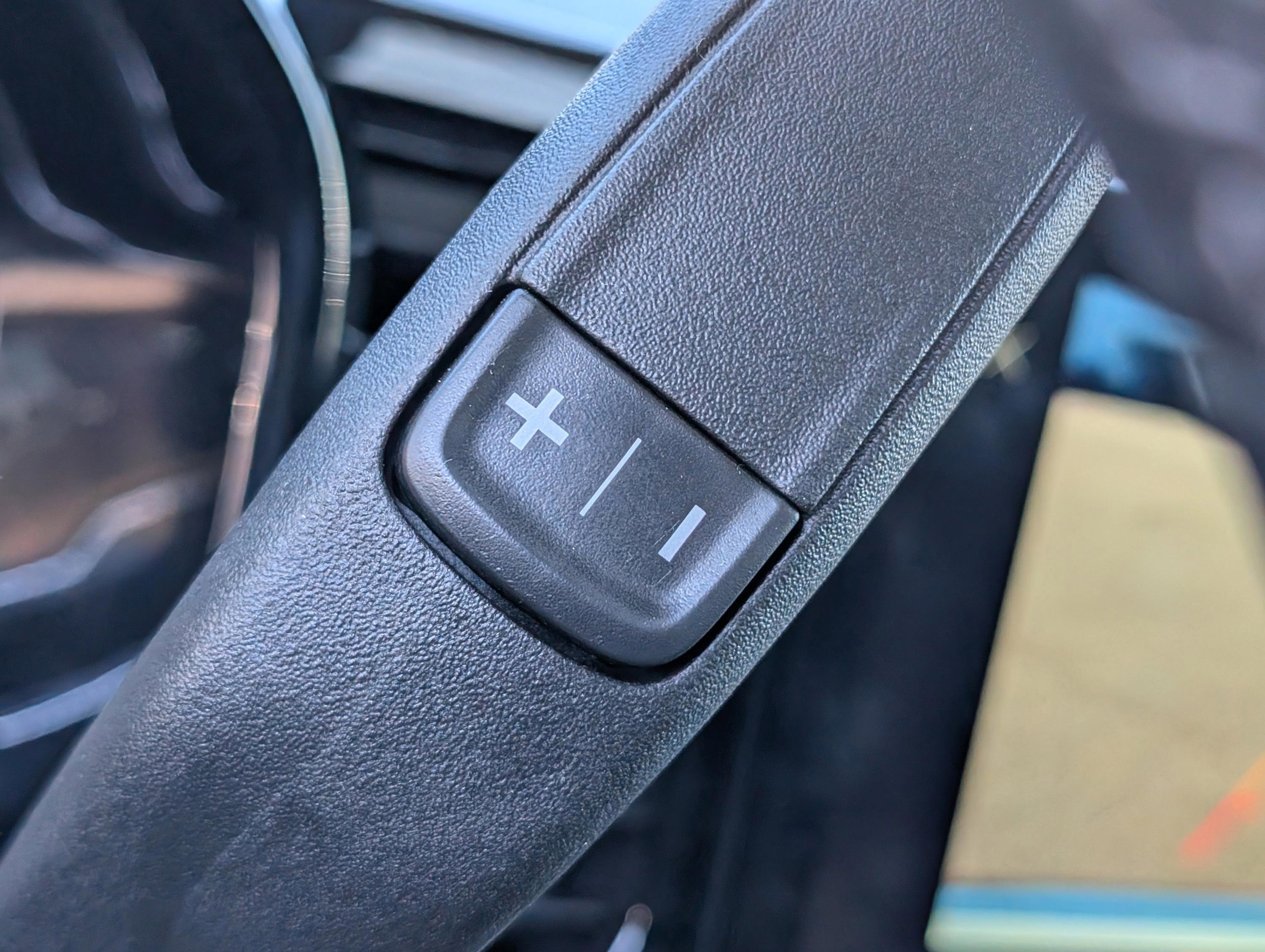 Used 2024 GMC Sierra 1500 SLE image 25