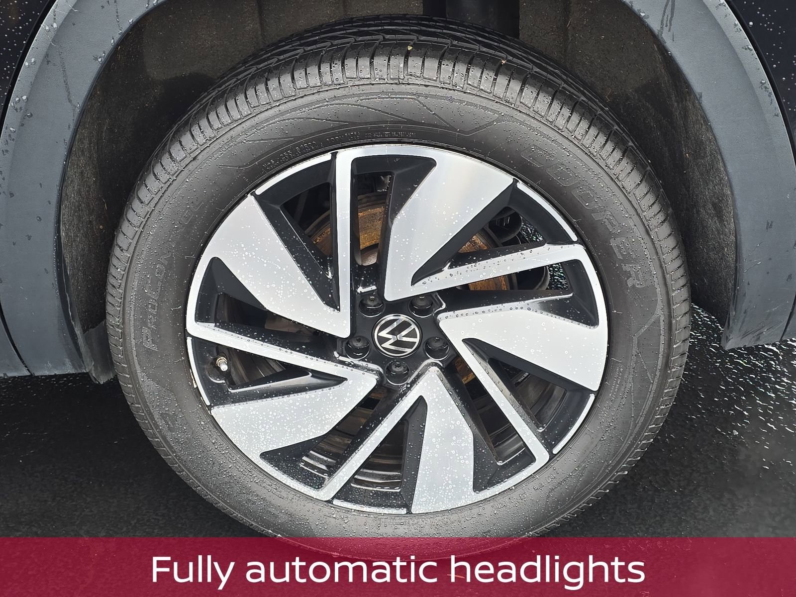 Used 2024 Volkswagen Atlas SE image 11