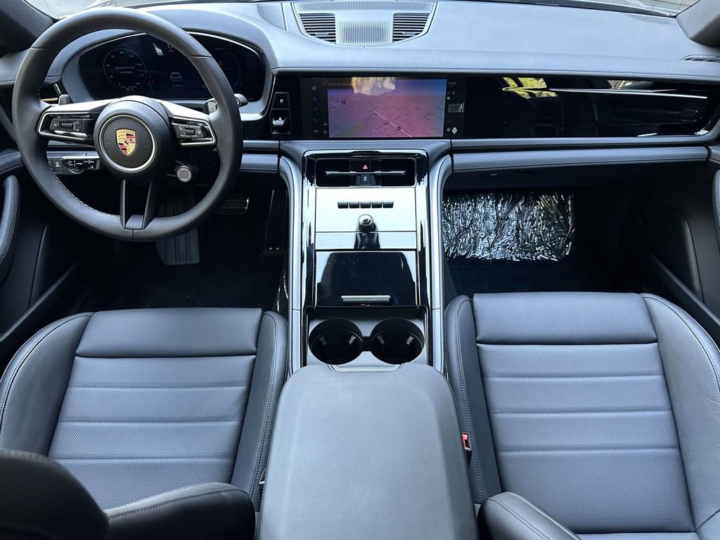 New 2025 Porsche Panamera image 13