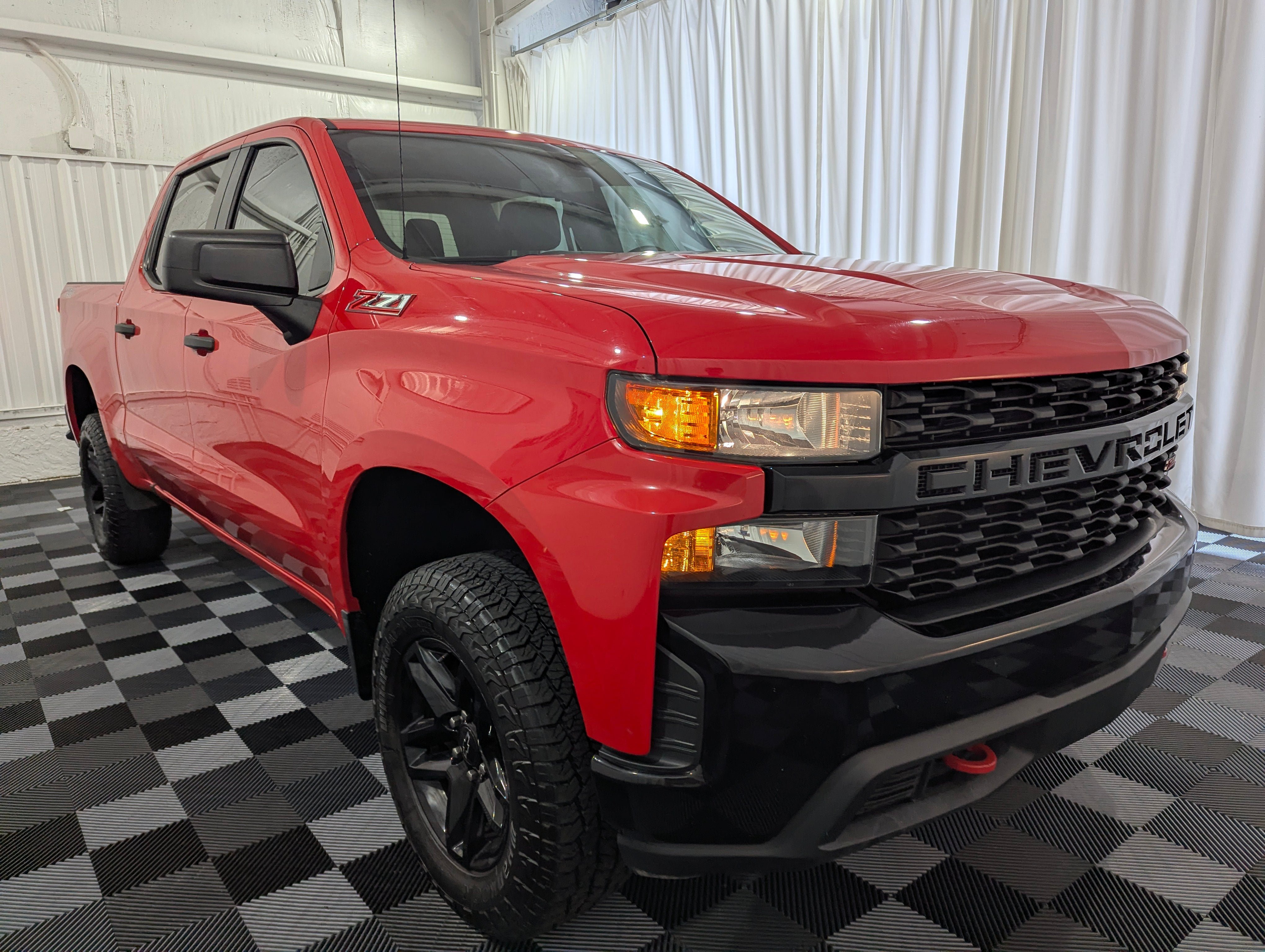 Used 2019 Chevrolet Silverado 1500 Custom Trail Boss w/ Custom Convenience Package AWD/4WD image 5