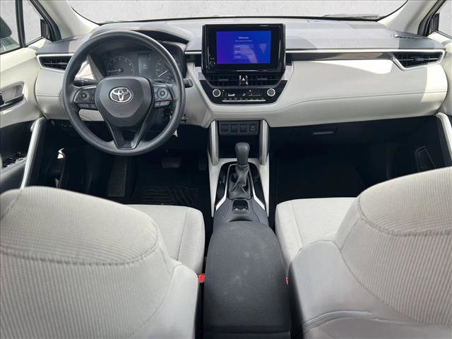 Used 2024 Toyota Corolla Cross L AWD/4WD image 19