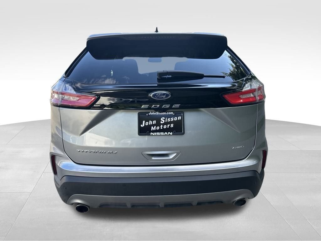 Used 2024 Ford Edge Titanium image 5