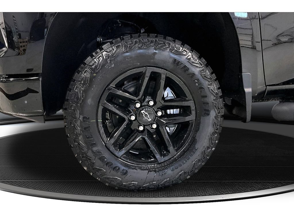 New 2026 Chevrolet Silverado 1500 Custom Trail Boss w/ Midnight Edition AWD/4WD image 15