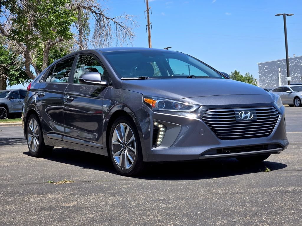 Used 2017 Hyundai Ioniq Limited FWD image 2