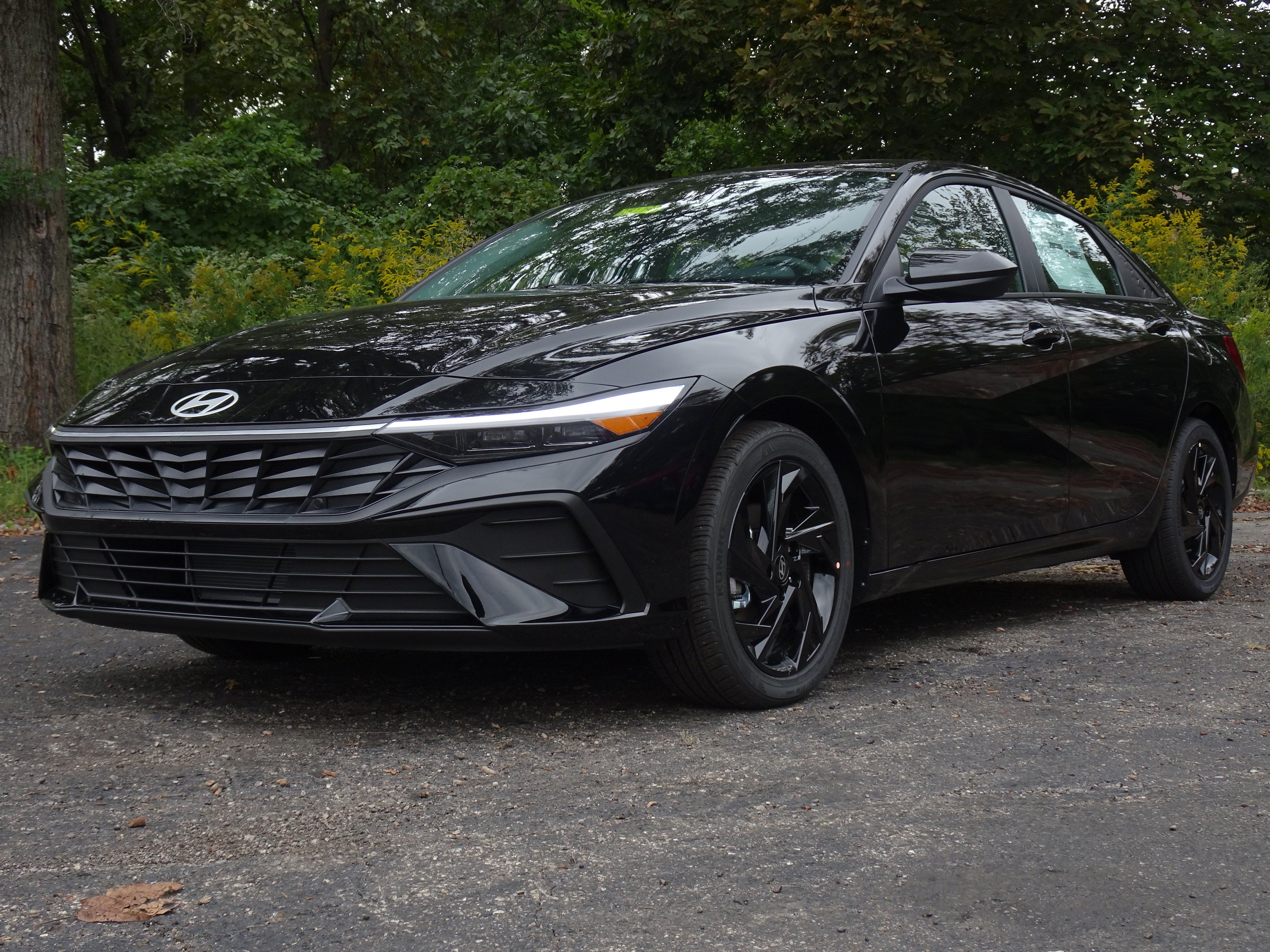 New 2026 Hyundai Elantra SEL Sport