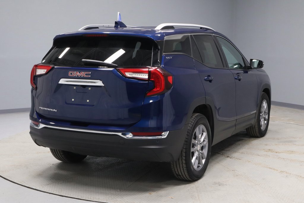 Used 2022 GMC Terrain SLT image 10