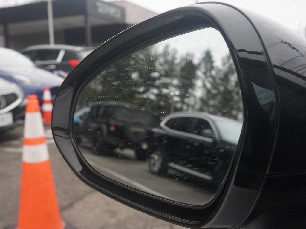 Used 2023 Kia K5 GT-Line image 34