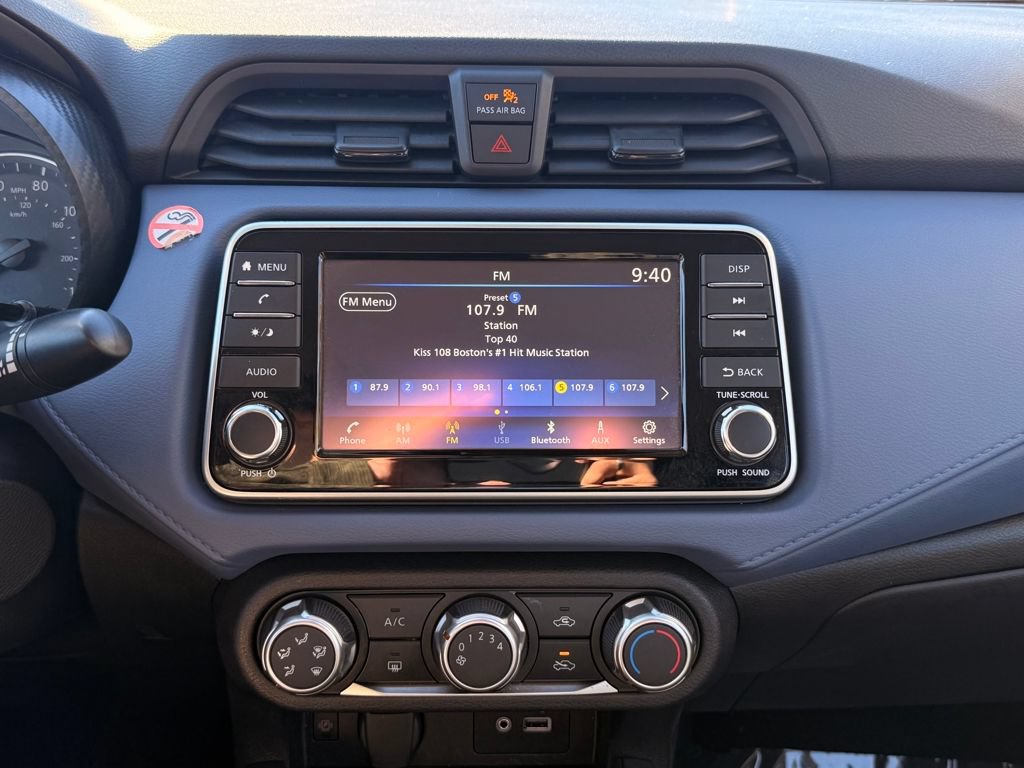 Used 2023 Nissan Versa SV FWD image 33