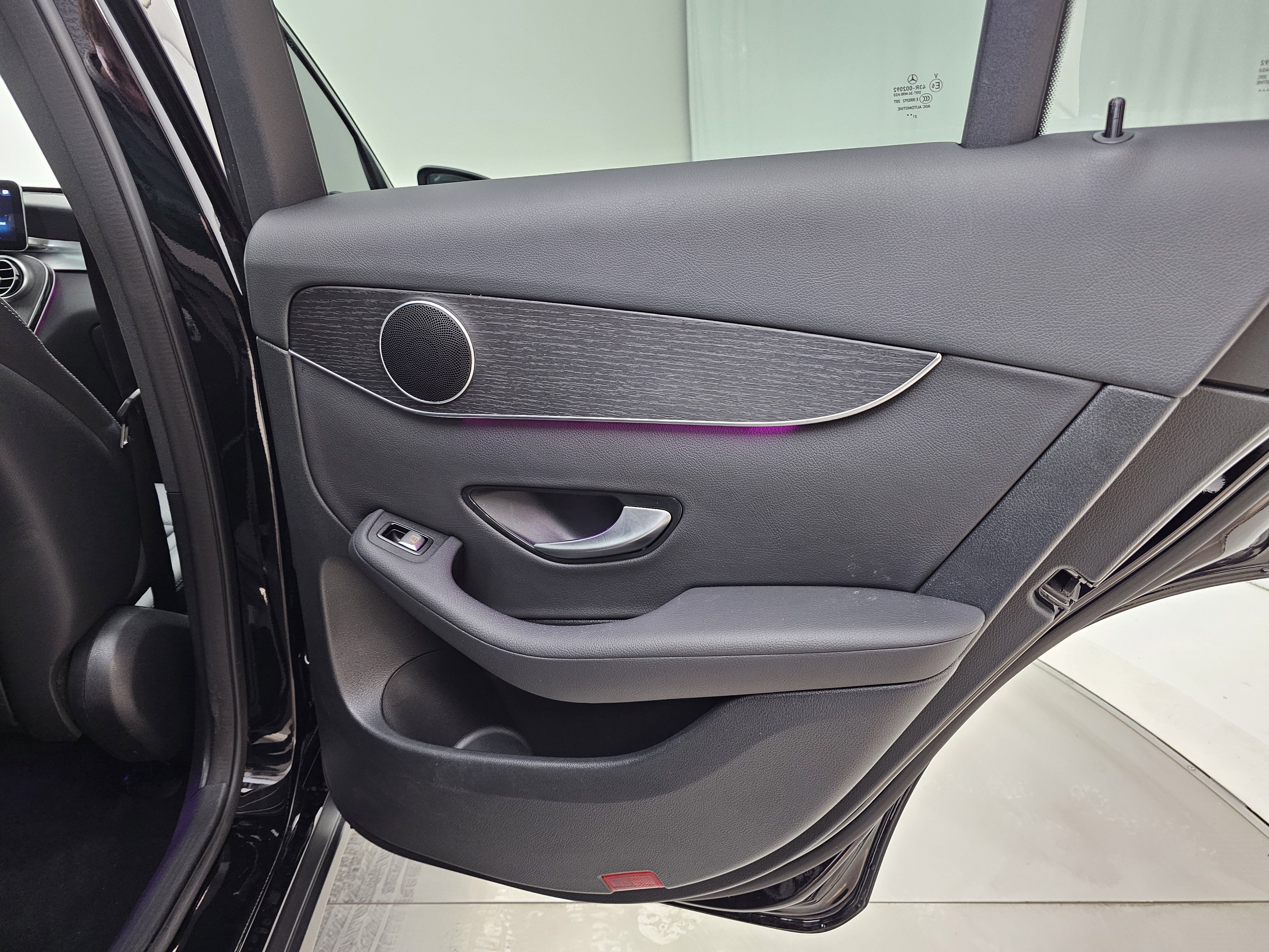 Certified 2022 Mercedes-Benz GLC 300 4MATIC image 31