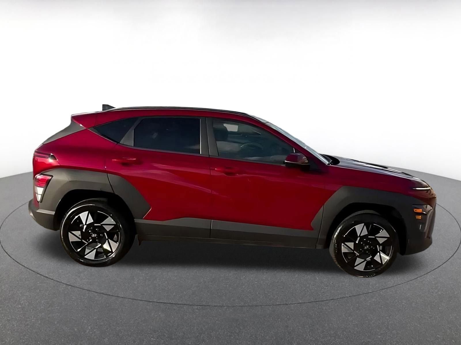 Used 2025 Hyundai Kona SEL image 16